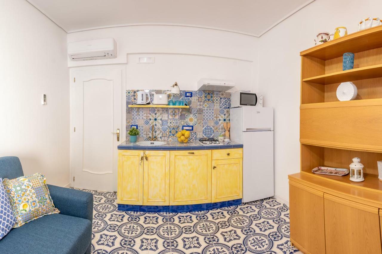 La Casetta Linda - New 2 Bedroom Apt In Sorrento With Seaview Terrace Exterior photo
